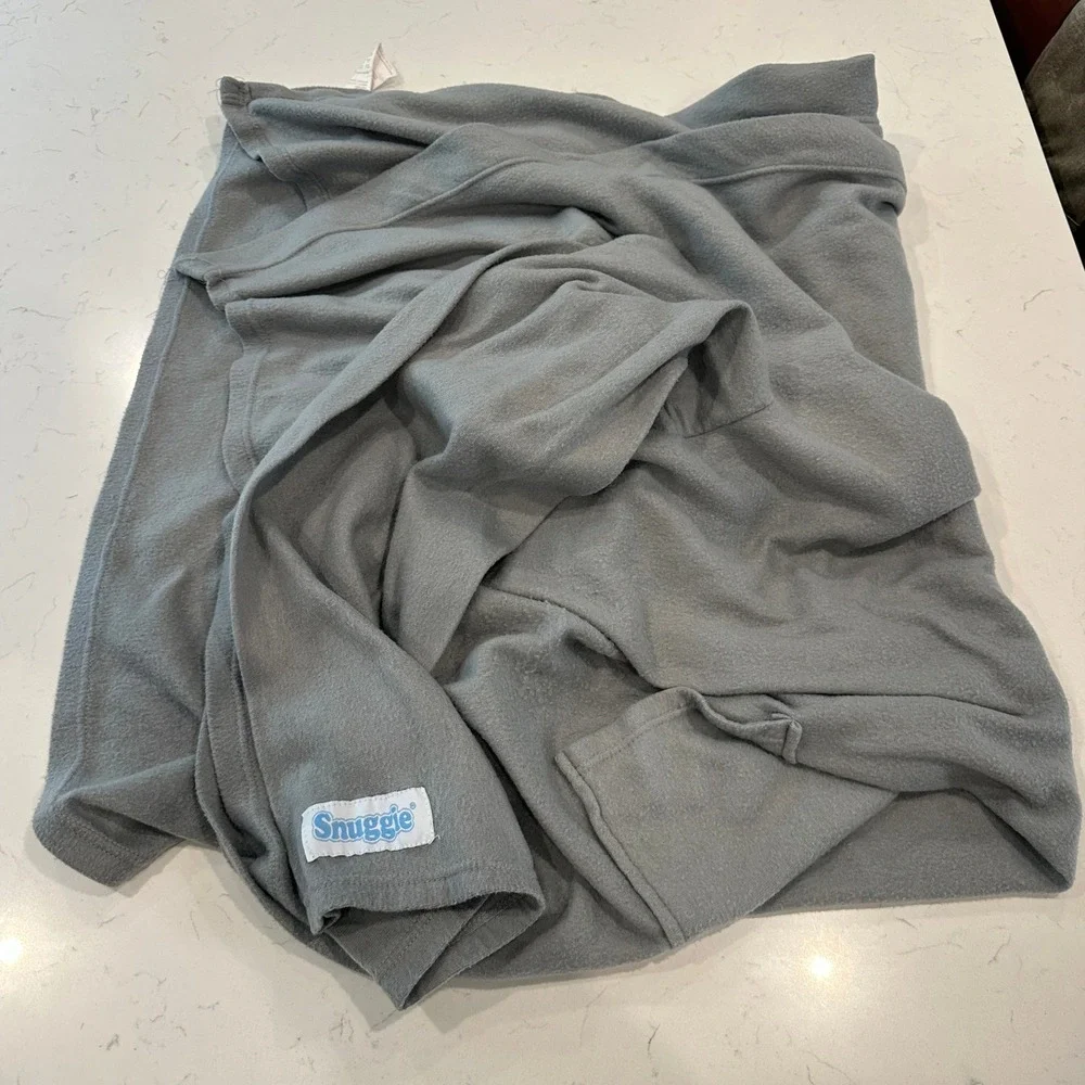 Snuggie Wearable Fleece Blanket with Sleeves Gray One Size Pocket 71x54